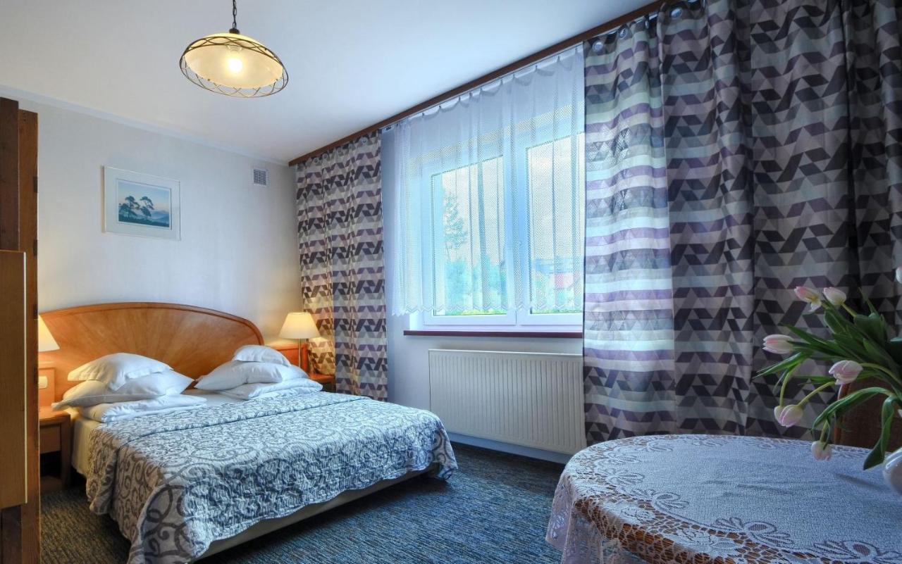 Willa Cyprys - Pokoje I Apartamenty Z Aneksami - Centrum Wisła Buitenkant foto