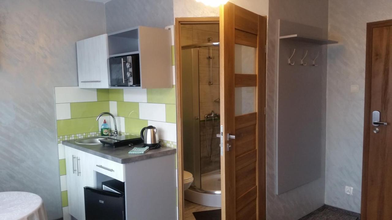 Willa Cyprys - Pokoje I Apartamenty Z Aneksami - Centrum Wisła Buitenkant foto