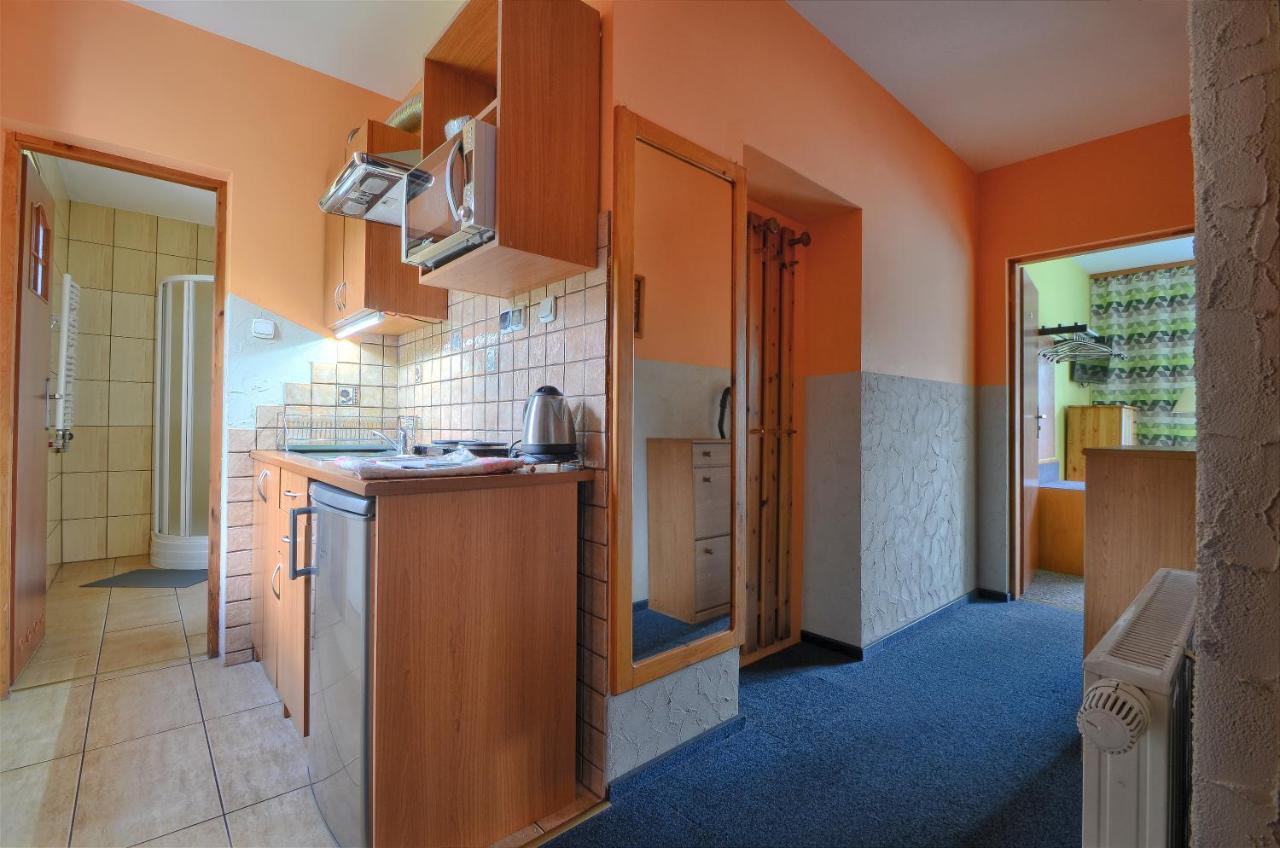 Willa Cyprys - Pokoje I Apartamenty Z Aneksami - Centrum Wisła Buitenkant foto
